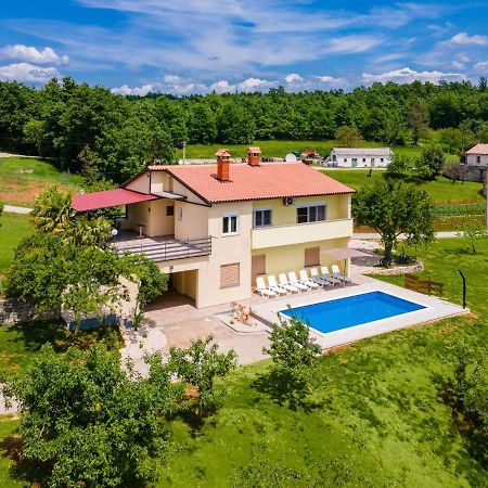 Pićan Holiday Home Larisa - Ipc141 By Interhome מראה חיצוני תמונה