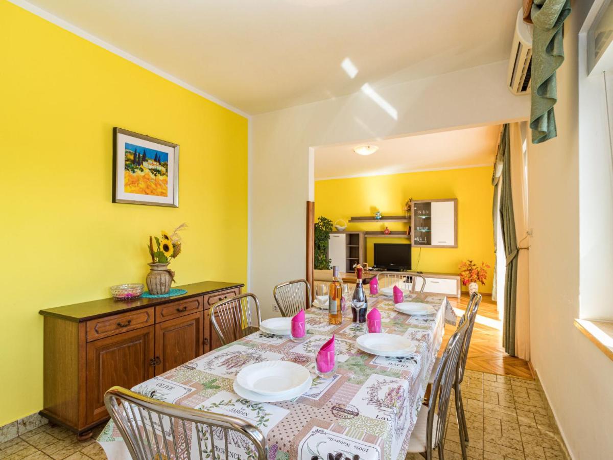 Pićan Holiday Home Larisa - Ipc141 By Interhome מראה חיצוני תמונה